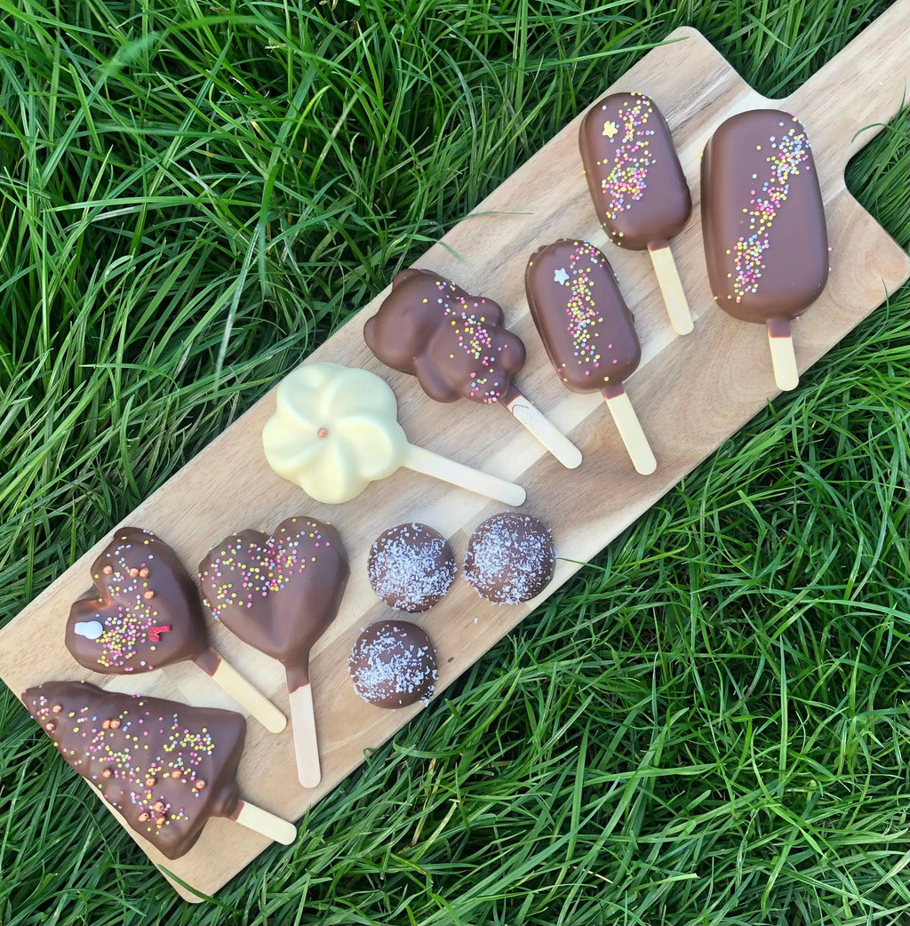 Sucette ourson guimauve vanille de Madagascar enrobée de chocolat au lait l'atelier de l'alouette