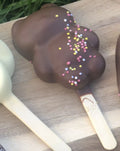 Sucette ourson guimauve vanille de Madagascar enrobée de chocolat au lait l'atelier de l'alouette