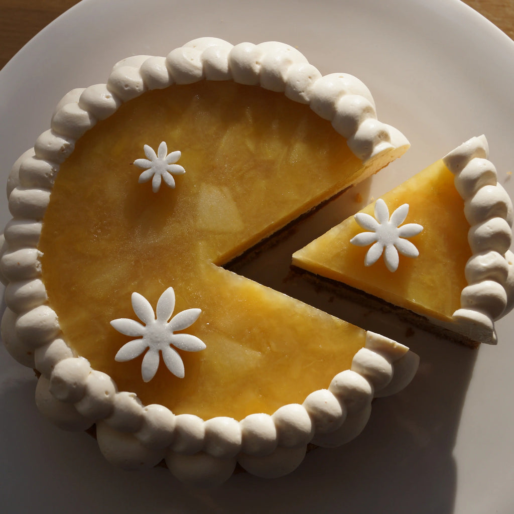 🍏 Tarte Pomme Caramel, Sablé Breton & Ganache Montée Caramel 🍏 l'atelier de l'alouette