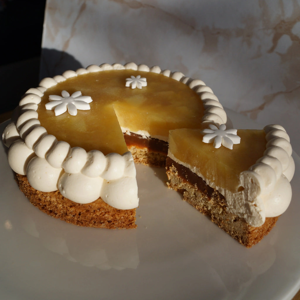 🍏 Tarte Pomme Caramel, Sablé Breton & Ganache Montée Caramel 🍏 l'atelier de l'alouette