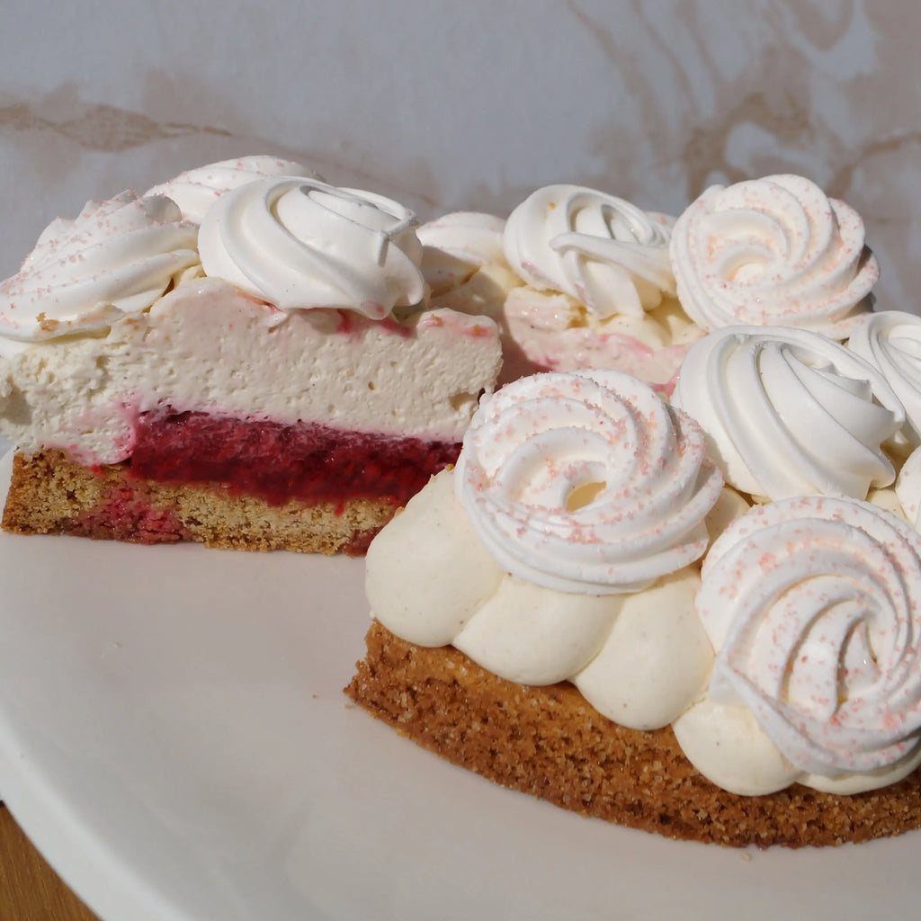 🌼 Tarte Framboise Vanille, Sablé Breton & Ganache Montée Vanille de Madagascar 🌼 l'atelier de l'alouette